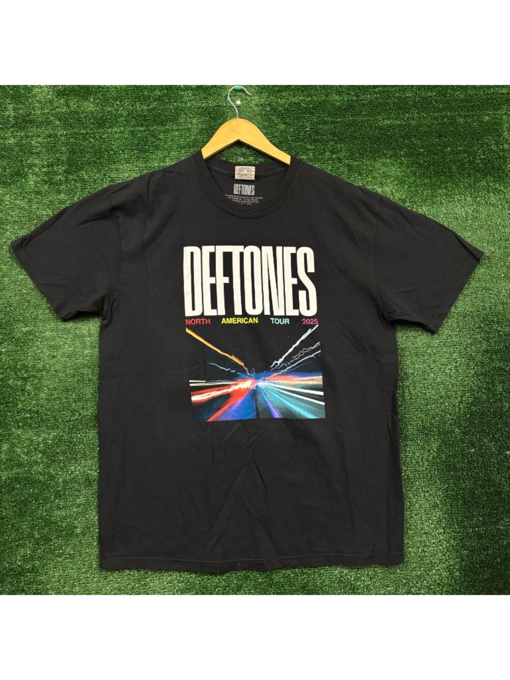Deftones Private Music 2025 NA Tour City Lights T-Shirt Size Extra Large
